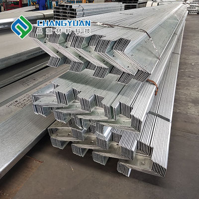 Contenido de acero estampado en frío de acero estructural de paredes delgadas 40-275g del cinc de las secciones del perfil
