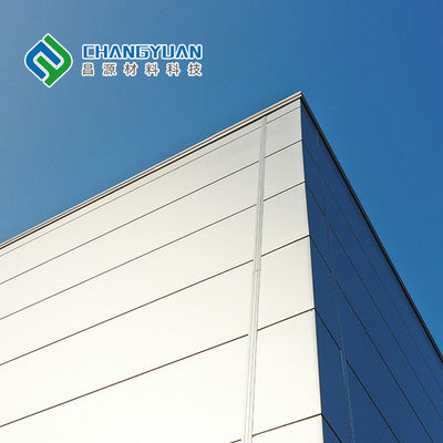Insulación térmica del panel de sándwich de PU decorativo anticorrosión