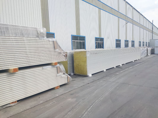 Clasificación de resistencia al fuego Clase A Panel de pared de sala limpia Valor R 0,3 Aislamiento térmico ≥ 10 años Durabilidad