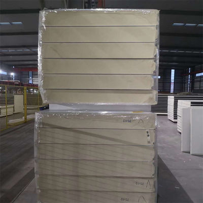 Panel PU de almacenamiento en frío aislado impermeable y personalizable longitud con calificación de incendio B1/B2