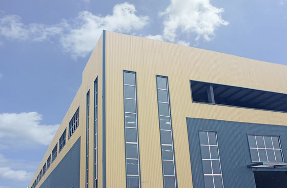 Revestimiento exterior Panel de acero prensado de 1,2 mm con dimensiones variables