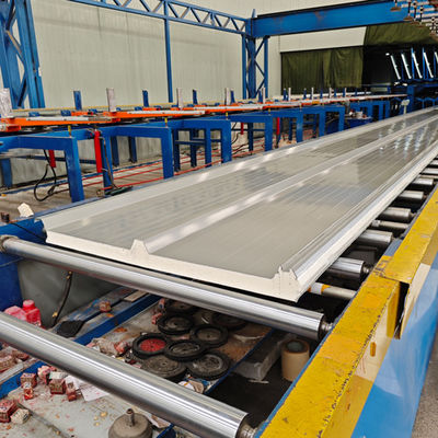 Panel de techo en PU personalizable, resistente y de 1000 mm de ancho, perfecto para su diseño de edificios sostenibles
