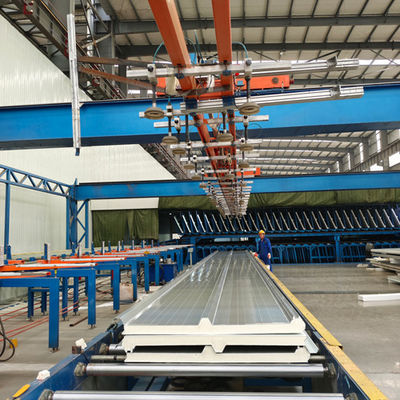Panel de techo de PU impermeable con clasificación de fuego B1/B2 e aislamiento térmico