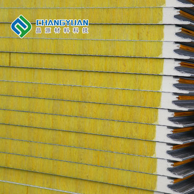 Los paneles de pared metálicos y los paneles de sándwich son perfectos para proyectos al aire libre