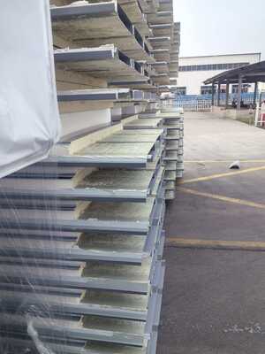 Panel de sándwich de cuarto limpio a prueba de fuego y a prueba de agua con espesor personalizable para entornos de alta limpieza