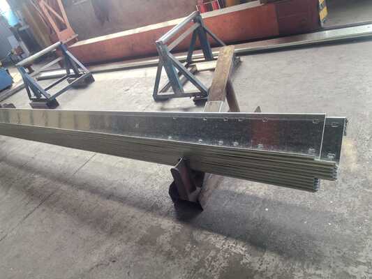 Hot Dipped Galvanized Metal Building Purlin with C/Z Shape for Durable Structural Support in 195/235/355 Steel Type