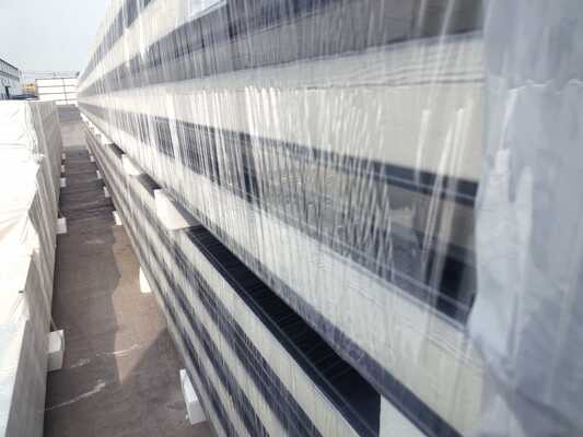Paneles de techo PIR resistentes a la corrosión con aislamiento acústico y térmico superior para edificios industriales