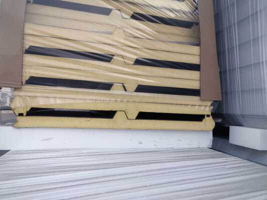 PIR Roof Panels with Polyisocyanurate Foam Core Offering Thermal Conductivity ≤0.02W/m·K, Class B Fire Resistance, and Corrosion Resistant Properties