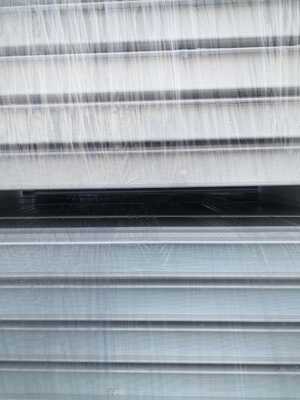 Panel sándwich de poliuretano con conductividad térmica ≤0.020W/m*K, clasificación de resistencia al fuego B y grosor personalizable de 50-200mm